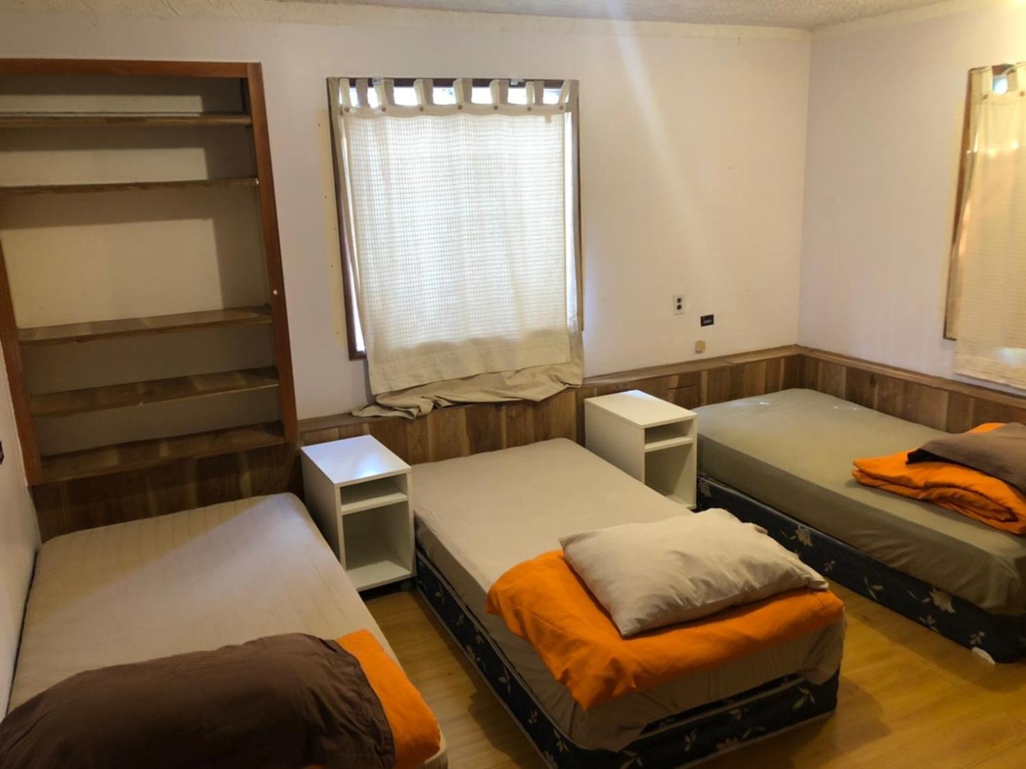 Vancouver Backpacker House - 10 Min Walk To Metrotown Skytrain Station เบิร์นนาบี ภายนอก รูปภาพ